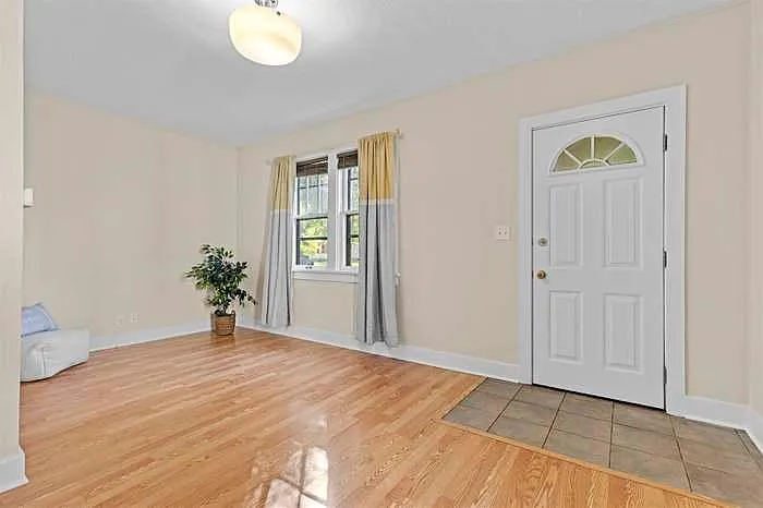 2 bed, 1028 sqft, $1,500 — Photo 2