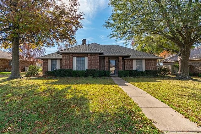 1st image of 3703 Sunhill Dr
