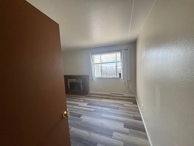 538 Racine St — Photo 6