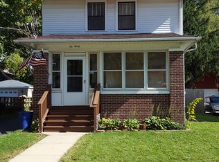 630 Lebanon St, Aurora, IL 60505