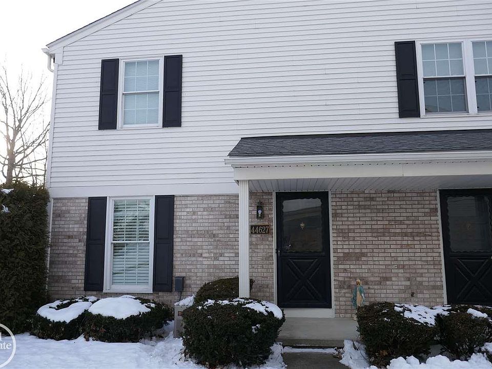 1st image of 44627 N Bunker Hill Dr