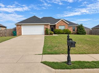 456 La Riata St, Fayetteville, AR 72730