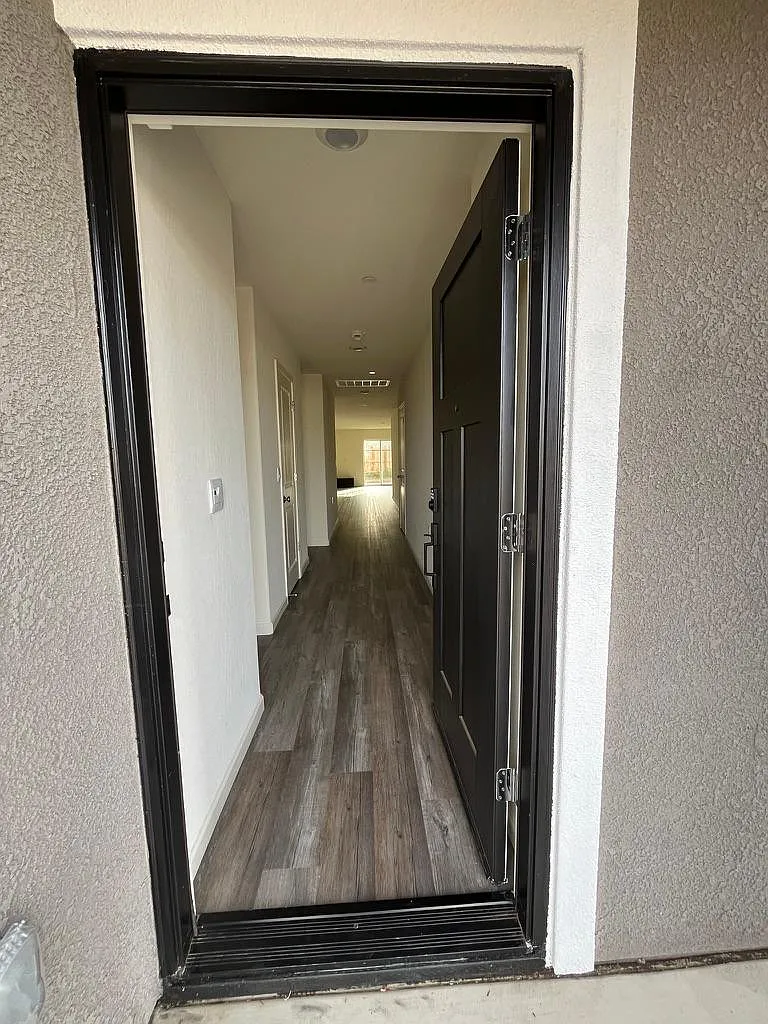 4 bed, 1842 sqft, $665 — Photo 3