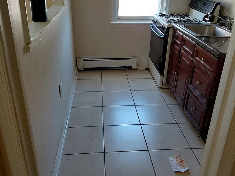 1147 Holland St #D — Photo 1
