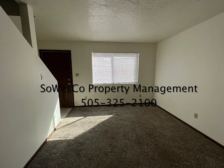 824 N Vine Ave #D — Photo 3