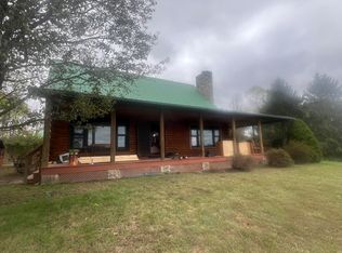 220 Rainbow Ln, Asbury, WV 24916