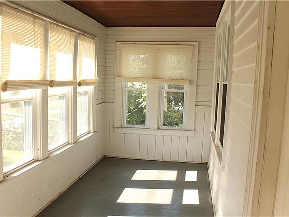 4th image of 113 Wilmore Pl