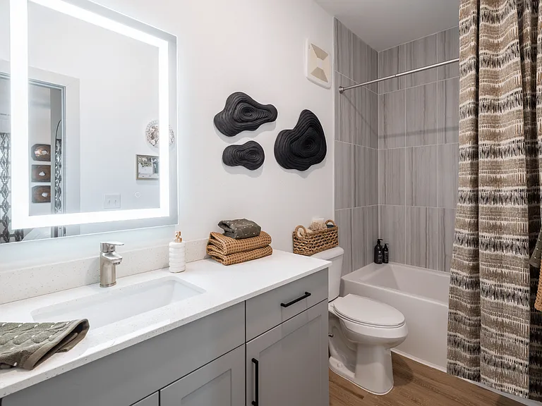 Arden Pines Luxury Apartments — Photo 24