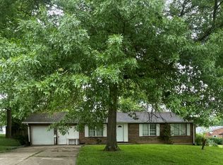 403 Chapel St, Falmouth, KY 41040