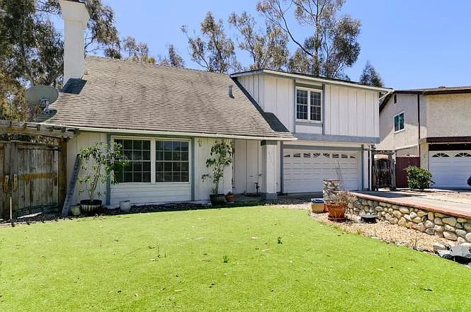 8113 Blythe Ct — Photo 1