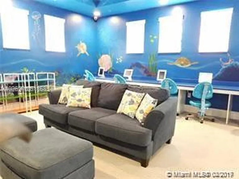 17000 SW 90th Ter — Photo 40