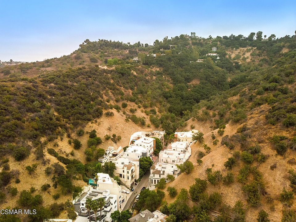 1st image of 3531 Dixie Canyon Pl