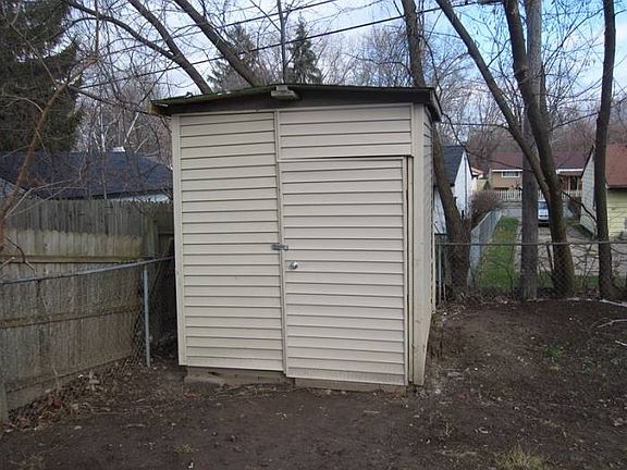 Shed