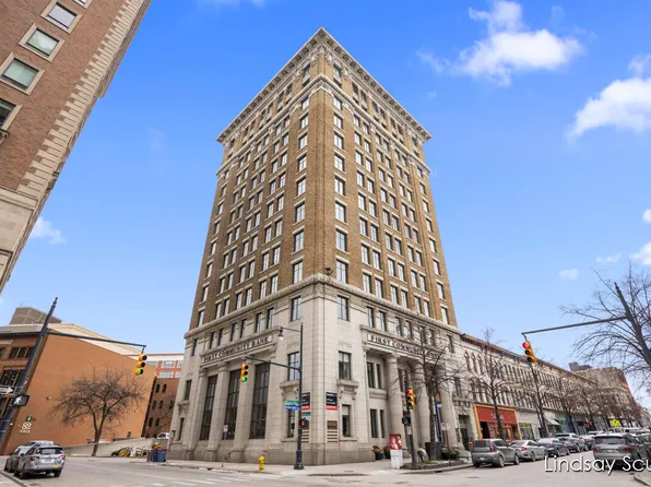 60 Monroe Center St NW #10C, Grand Rapids, MI 49503
