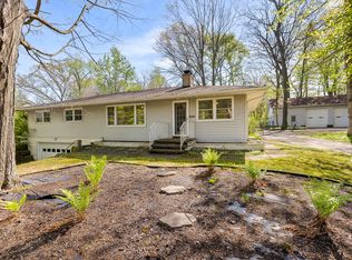 247 Holly Rd, Battle Creek, MI 49017
