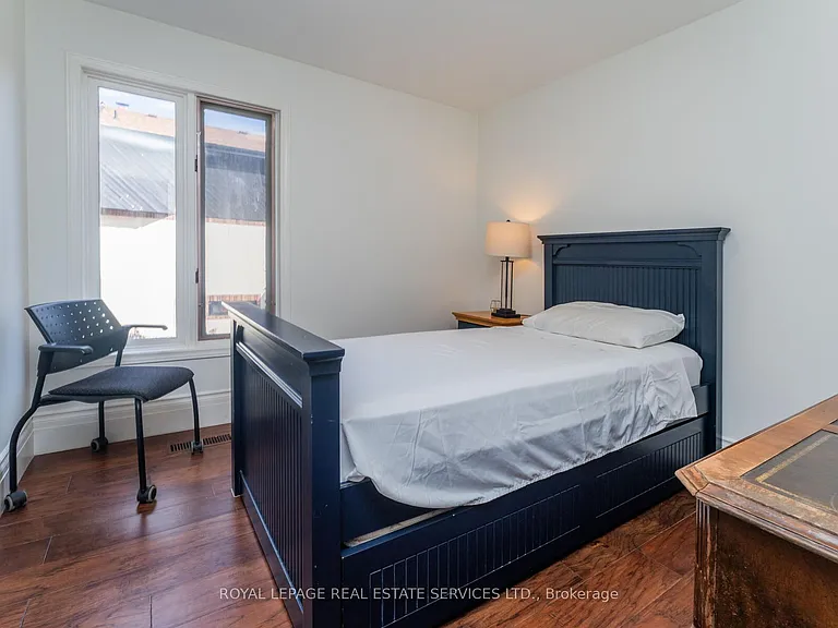 70 Shaftesbury Ave #4 — Photo 19