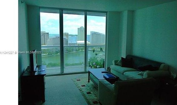 3rd image of 500 Brickell Ave APT 1800