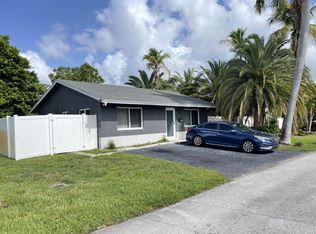 7609 NW 68th Way, Tamarac, FL 33321
