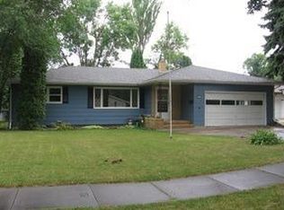 910 18th Ave S, Fargo, ND 58103