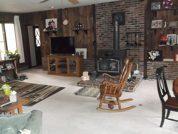 2nd image of 114 Crestmont Dr