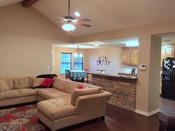 4th image of 118 San Polo Ct
