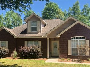587 River Birch Dr, Prattville, AL 36067