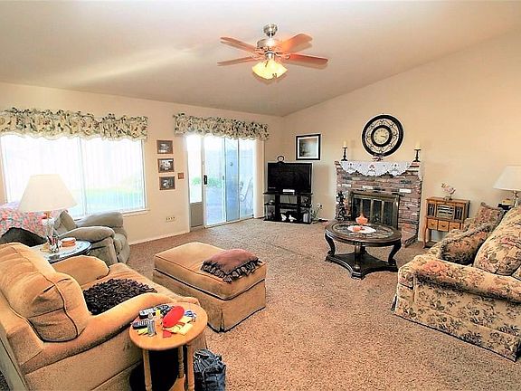 3rd image of 3959 Biglow Dr