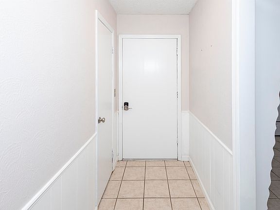 3rd image of 737 Drexal Pl
