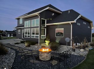 1450 Bainbridge Center Rd, Watervliet, MI 49098