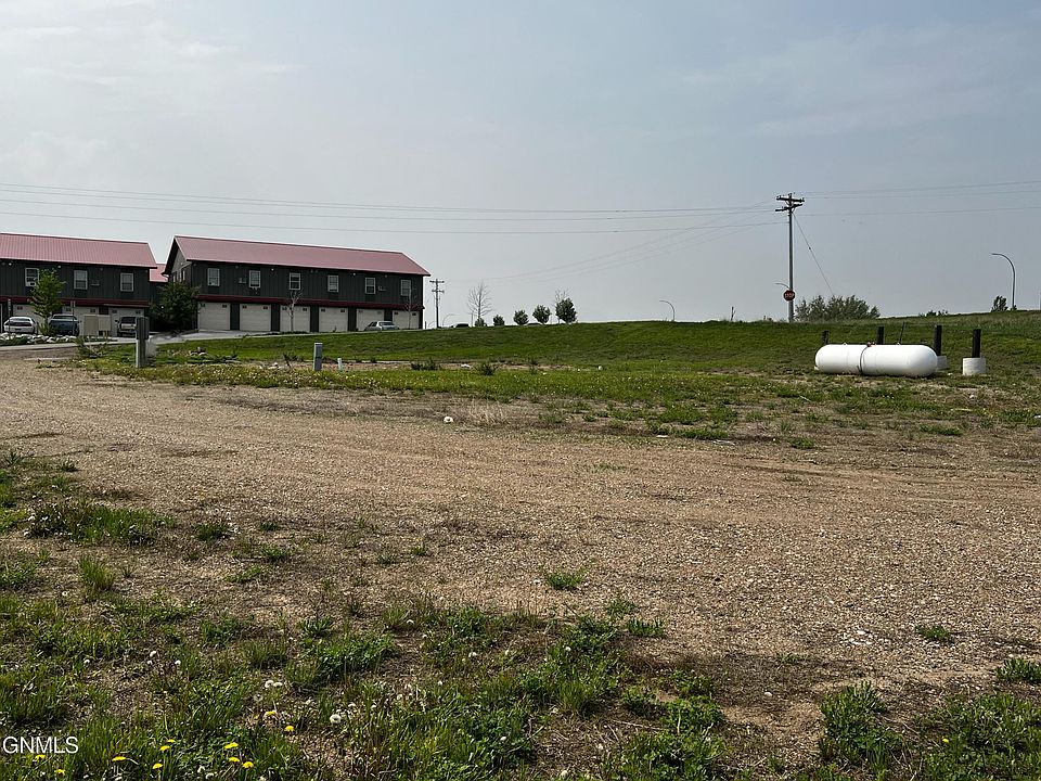 2nd image of 10 72nd St E
