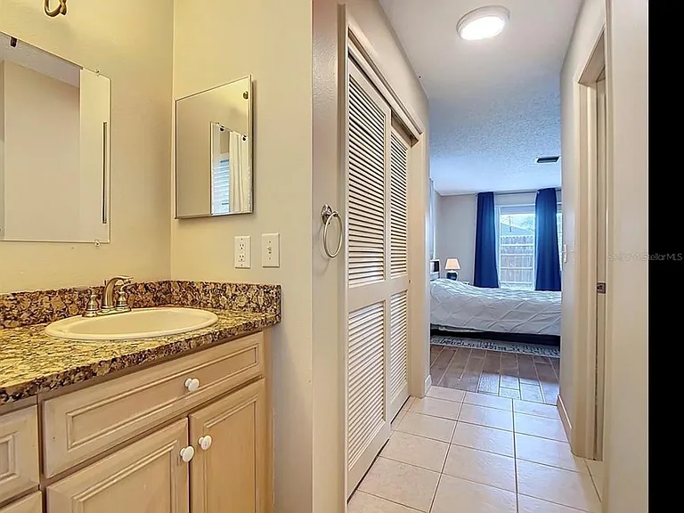 5964 Diana Rd — Photo 24