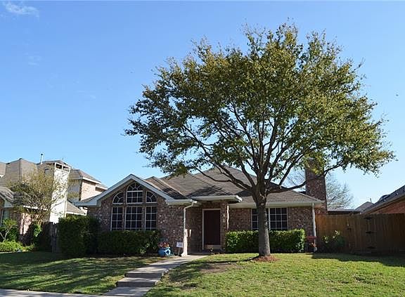 2nd image of 2157 Chapman Dr