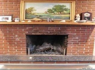 232 Soundview Dr, Rocky Point, NY 11778