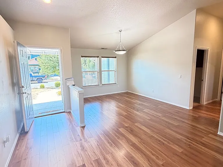 34 Honer Loop — Photo 1