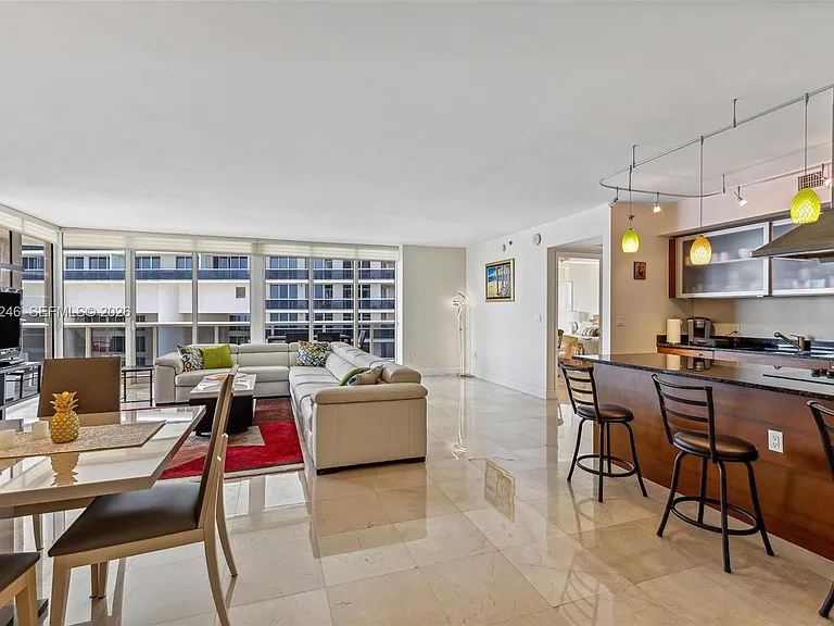 1800 S Ocean Dr #1005 — Photo 2