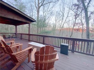 310 Highland Trl, Cleveland, GA 30528