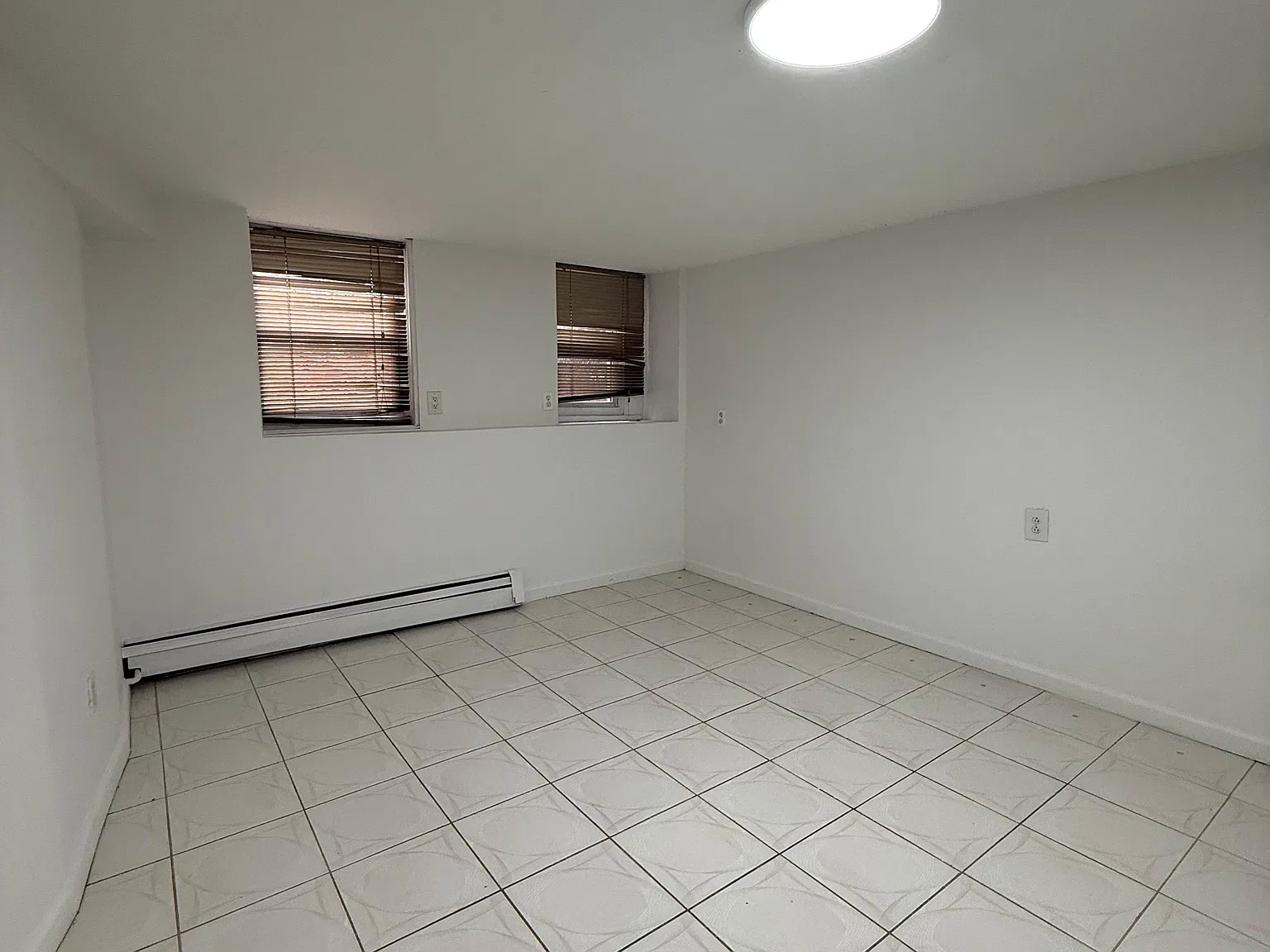 2 bed, 800 sqft, $1,850 — Photo 3