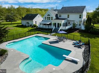 24 Highgate Cir, Spring City, PA 19475