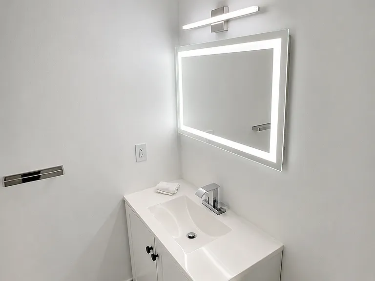 2502 NE 15th Ln — Photo 20