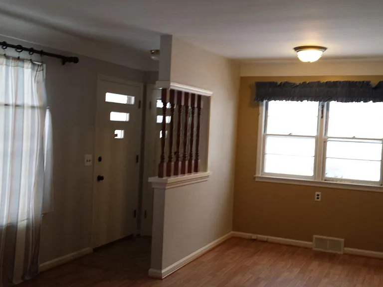 866 Colebrook Dr — Photo 6