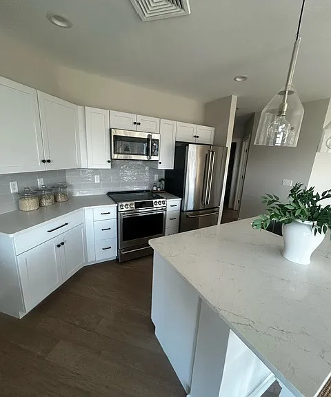 RiverPlace Properties — Photo 4