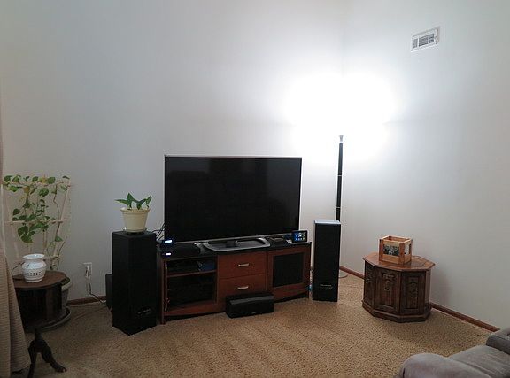 4th image of 2316 Linden Dr