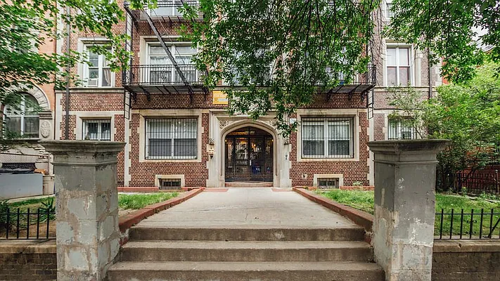 Rented by Nooklyn NYC LLC | media 17