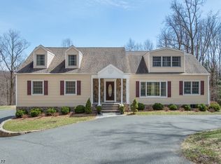 13 E Fox Chase Rd, Chester, NJ 07930