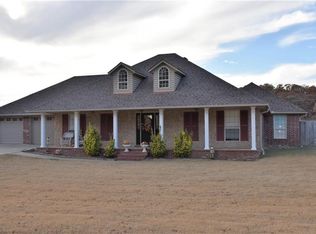 1401 Lessley Ln, Sallisaw, OK 74955