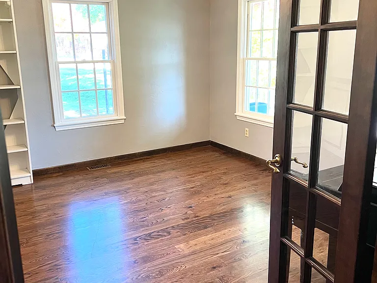 1013 S Cedar St — Photo 11