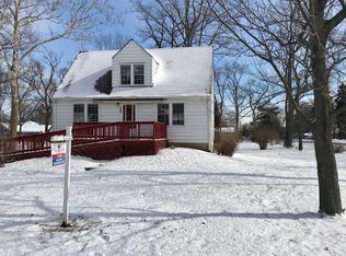 5847 Sunset Ave, La Grange Highlands, IL
