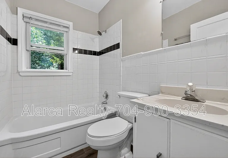 2322 Belfast Dr — Photo 15