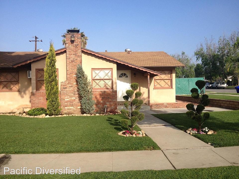2nd image of 651 Silverwood Ave
