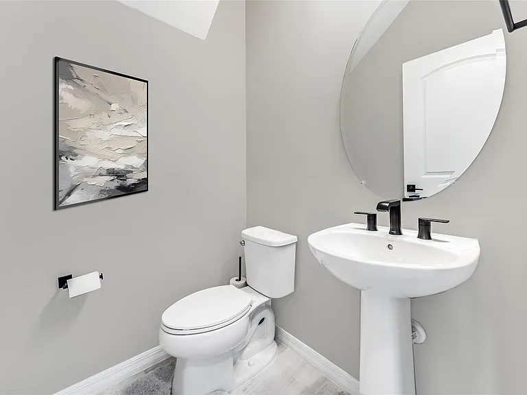 4412 Silverwood Ln S — Photo 11